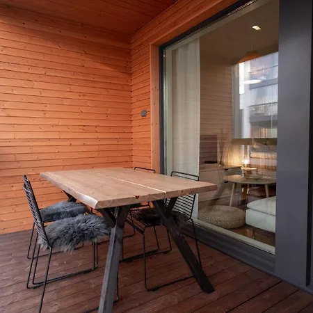 Wonderful Studio *
